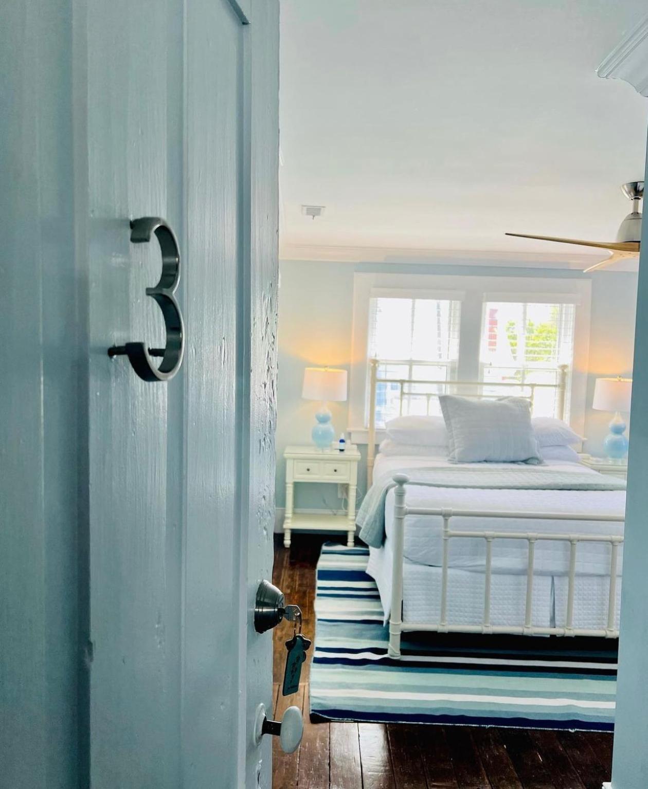 Inn On Turner Beaufort Экстерьер фото